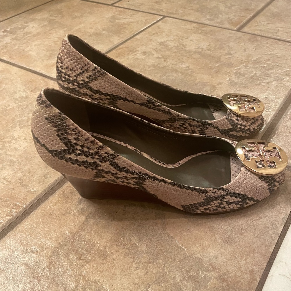 Snakeskin Tory Burch wedges